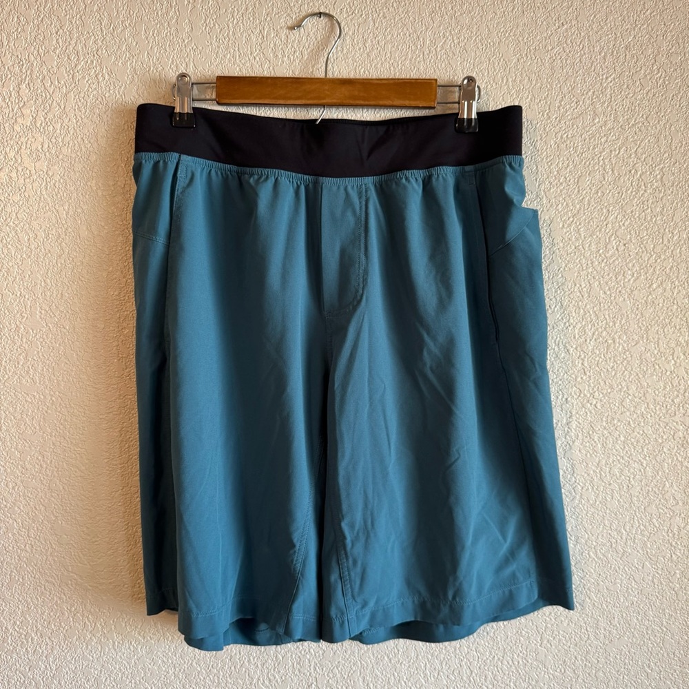 Lululemon Men's Athletic Shorts Size Large